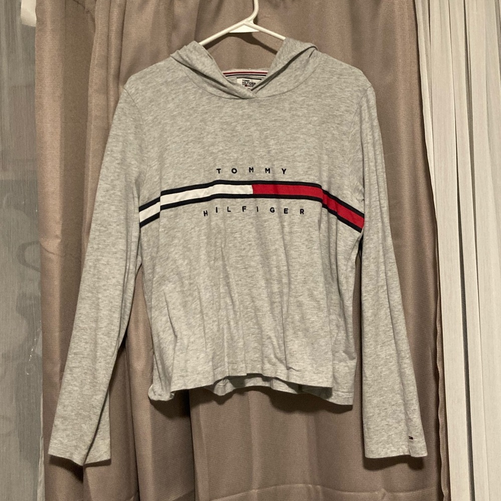 tommy hilfiger longsleeve